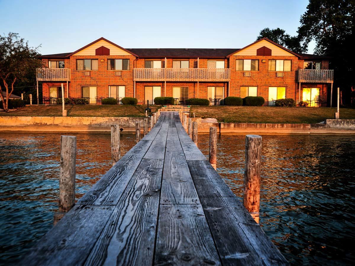 Lakeside Inn Clear Lake Ngoại thất bức ảnh